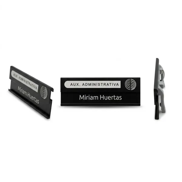 identificadores de aluminio con grabado láser de nombre y categoría, vista frontal, lateral y perspectiva
